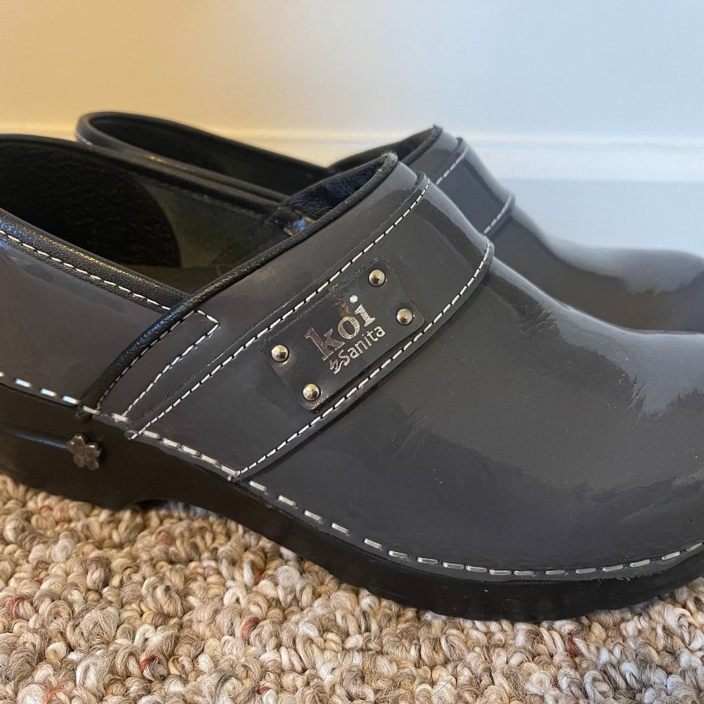 Grey Koi Women's Clogs - Nursing Shoes